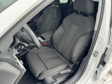 Audi A4 B9 Limousine Facelifting 2.0 35 TFSI 150KM 2024 Audi A4 Limousine A4 2.0 TFSI 150 KM S tronic LED Kamera Cofania 3-strefow, zdjęcie 25