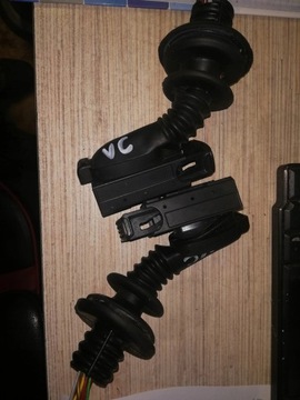 PRZELOTKA ŁĄCZNIK DRZWI OPEL VECTRA C PRZÓD