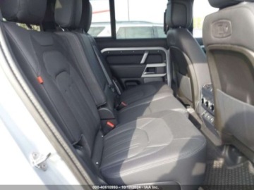 Land Rover Defender IV (L663) 2021 Land Rover Defender 110 x-dynamic hse, 2021r., 4x4, 3.0L 3.0 Benzyna 395KM, zdjęcie 9