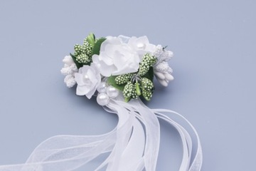 УКРАШЕНИЕ РУКИ живыми цветами Корсар украшение для причастия 015