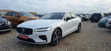 Volvo S60 III 2024 Volvo S60 B5 AWD plus dark benzyna hybryda, zdjęcie 2