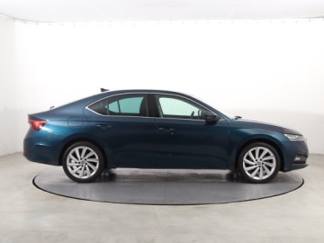 Skoda Octavia III Liftback Facelifting 1.5 TSI ACT 150KM 2020 Skoda Octavia 1.5 TSI, Salon Polska, Serwis ASO, zdjęcie 5