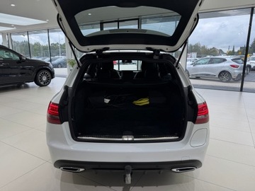 Mercedes Klasa C W205 Kombi Facelifting HYBRYDA 2.0 300 de 306KM 2021 Mercedes-Benz C 300 AMG Line Plug In / 1 właścicie, zdjęcie 15