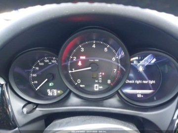 Porsche Macan 2023 Porsche Macan 2023r., T, od ubezpieczalni 2.0 Benzyna 261KM, zdjęcie 8