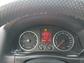 Volkswagen Tiguan I SUV 2.0 TDI CR DPF 140KM 2008 Volkswagen Tiguan 2.0TDI 140KM Klimatronic Isofix, zdjęcie 12