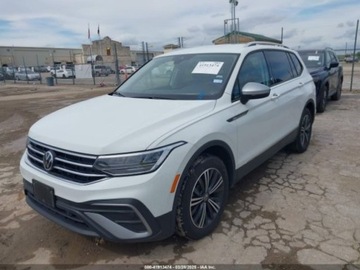 Volkswagen Tiguan III 2024 Volkswagen Tiguan 2024 VOLKSWAGEN TIGUAN 2.0T WOLFSBURG EDITION 2.0 Benzyna, zdjęcie 1