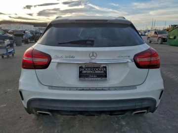 Mercedes GLA I 2019 Mercedes-Benz GLA 2019 MERCEDES-BENZ GLA 250 4MATIC 2.0 Benzyna 208KM, zdjęcie 2