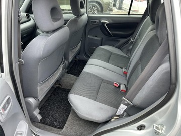 Toyota RAV4 II 2.0 i 16V 150KM 2001 Toyota RAV4 2.0 VVT-i 4x4 II (2000-2005) Toyota RA, zdjęcie 13