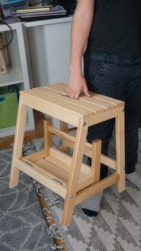 СКЛАДНОЙ МНОГОФУНКЦИОНАЛЬНЫЙ ТАБУРАТ СО СТУПЕНЬЮ