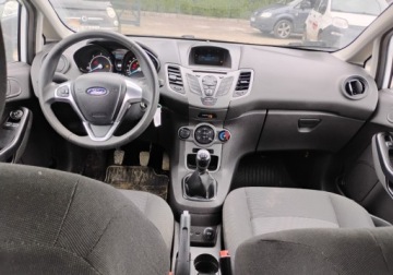 Ford Fiesta VII Hatchback 3d Facelifting 1.5 TDCi 75KM 2015 Ford Fiesta 2015r, 1.5TDCI. Lekko uszkodzony lewy tyl. Jezdzi. VAT 23 brut, zdjęcie 5