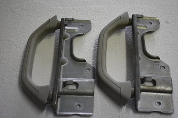 RĄCZKA UCHWYT SŁUPEK A VW T5 7H0858150A