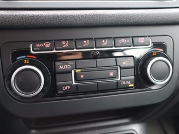 Volkswagen Tiguan I SUV Facelifting 1.4 TSI BlueMotion 122KM 2012 VW Tiguan 1.4 TSI, Salon Polska, Xenon, Bi-Xenon, zdjęcie 12