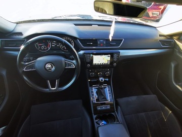 Skoda Superb III Liftback 2.0 TDI 150KM 2016 SKODA SUPERB III Kombi 2.0 TDI 150KM, Automat,SportLine, Podgrzewane fotele, zdjęcie 5