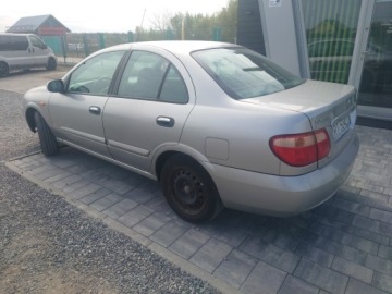 Nissan Almera II Sedan 1.5 16V 98KM 2004 Nissan Almera Opony zimowe gratis 1.5 Benzyna 98KM, zdjęcie 2