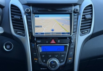 Hyundai i30 II Wagon Facelifting 1.4 MPI 100KM 2015 Hyundai i30 1,4 100KM LIFT Key-less Kamera Navi Bezwypadkowy SERWIS Super, zdjęcie 17