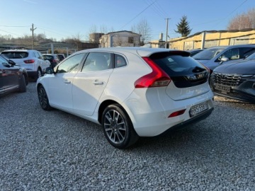 Volvo V40 II Hatchback 2.0 D2 DRIVE-E 120KM 2015 VOLVO V40! Super stan!, zdjęcie 5