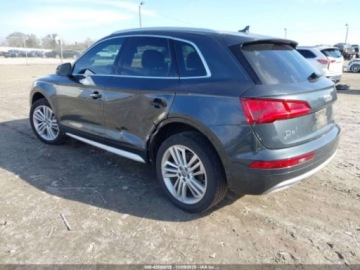 Audi Q5 II SUV 2.0 TFSI 252KM 2018 Audi Q5 2018 r., 2,0L 2.0 Benzyna 252KM, zdjęcie 3
