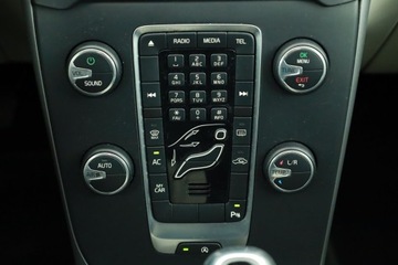 Volvo S40 II 2014 Volvo V40 1.6 T3, Salon Polska, Serwis ASO, zdjęcie 9