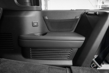 Land Rover Defender IV (L663) 130 5.0  500KM 2023 Land Rover Defender 130 5.0 V8 500KM. Gwarancja!, zdjęcie 35