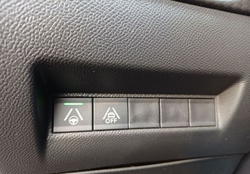 Peugeot 2008 II e-SUV Elektryczny 50kWh 136KM 2023 Peugeot 2008 e-2008 GT Pack 136 KM I wl. Gwarancja FV23 Elektryczny, zdjęcie 28