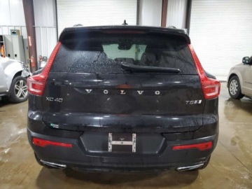 Volvo XC40 Crossover 2.0 T5 247KM 2020 Volvo XC 40 T5 R-Design 2020 2.0l 2.0 Benzyna 248KM, zdjęcie 2