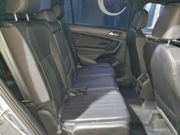 Volkswagen Tiguan II 2023 Volkswagen Tiguan Se R-Line Black 2023 2.0 Benzyna 184KM, zdjęcie 11