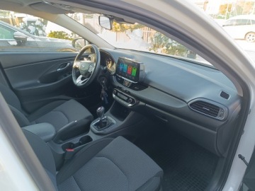 Hyundai i30 III Hatchback Facelifting 1.0 T-GDI 120KM 2023 HYUNDAI I30 1.0 T-GDI 120KM przebieg 39 tyś km LAKIER PERŁA METALIK r. 2023, zdjęcie 16