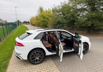Audi Q8 SUV 3.0 55 TFSI 340KM 2019 Audi Q8 3.0 benz 340 ps ,niski pot przebieg 3.0 Benzyna 340KM, zdjęcie 11