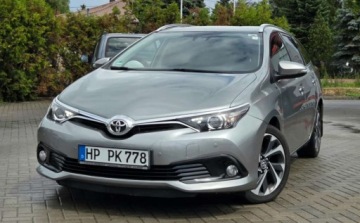 Toyota Auris II Touring Sports Facelifting 1.6 D-4D 112KM 2016 Toyota Auris 1.6D 112 KM Led Xenon Kamera Super Stan Import Raty Oplaty