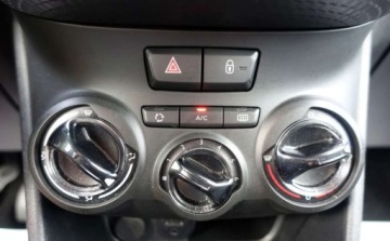 Peugeot 2008 I SUV 1.2 PureTech 82KM 2015 Peugeot 2008 1.2 82KM LEDY Klima Zero korozji Oryginalne szyby Stan BDB 1.2, zdjęcie 17