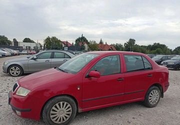 Skoda Fabia I Sedan 1.2 i 64KM 2003