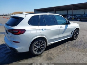 BMW X5 G05 2021 BMW X5 xdrive40i, 2021r., 4x4, 3.0L 3.0 Benzyna 335KM, zdjęcie 2