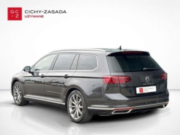 Volkswagen Passat B8 Variant Facelifting 1.5 TSI EVO 150KM 2022 Volkswagen Passat Variant SalonPL 1.5 TSI 150KM DSG Combi HAK Elegance pod, zdjęcie 6