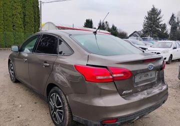 Ford Focus III Sedan Facelifting 1.6 Ti-VCT 105KM 2017 Ford Focus 2017r, 1.6LPG, Uszkodzony tyl. Jezdzi. VAT 23 1.6 BenzynaLPG, zdjęcie 3