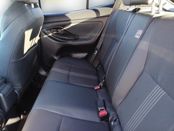 Toyota Yaris IV Cross 1.5 Hybrid 116KM 2021 Toyota Yaris Cross Hybrid 1.5 Adventure 4x4 Hybrid, zdjęcie 11