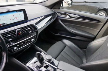 BMW Seria 5 G30-G31 Touring 520d 190KM 2018 BMW Seria 5 2.0 Diesel 190 KM, 4x4, Navi, Kamera, Polskora, LED, GWARANCJA, zdjęcie 25