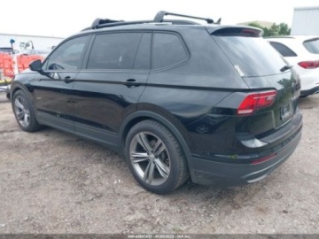 Volkswagen Tiguan II 2022 Volkswagen Tiguan 2022r., 2.0T S, od ubezpieczalni 2.0 Benzyna 185KM, zdjęcie 4