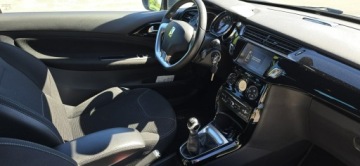 DS 3 Hatchback Facelifting 2016 1.2 PureTech 110KM 2015 Citroen DS3 89tys.km, zdjęcie 13
