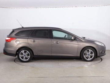 Ford Focus III Kombi 1.0 EcoBoost 125KM 2013 Ford Focus 1.0 EcoBoost, Klima, Klimatronic, zdjęcie 5