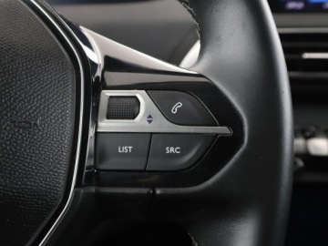 Peugeot 5008 II Crossover 1.5 BlueHDI 130KM 2017 Peugeot 5008 1.5 HDi Allure 7os Navi Tempomat, zdjęcie 30