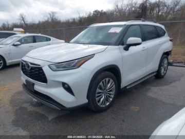 Toyota Highlander III 2024 Toyota Highlander Platinum, 2024r., 2.4L 2.4 Benzyna 265KM, zdjęcie 1