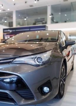 Toyota Avensis III Sedan Facelifting 2015 1.8 Valvematic 147KM 2018 Toyota Avensis 1.8 Premium 1.8 BenzynaLPG 147KM, zdjęcie 2