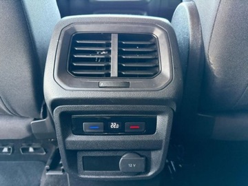 Volkswagen Tiguan Allspace SUV 2.0 TSI 190KM 2019 Volkswagen Tiguan Allspace 2.0 TSI 190KM 4MotionDSG ACC NiskiPrzebieg TOP, zdjęcie 34