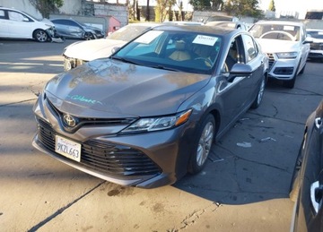 Toyota Camry IX 2019 Toyota Camry LE od ubezpieczalni 2.5 Benzyna 203KM, zdjęcie 2
