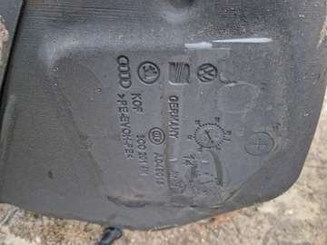 VW PASSAT B7 2.0 TDI 4X4 NÁDRŽ 3C02014M