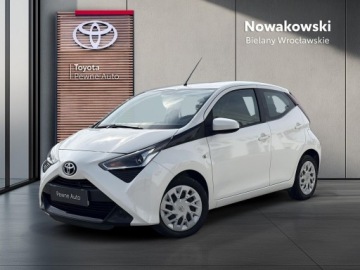 Toyota Aygo II Hatchback 3d Facelifting 1.0 VVT-i 72KM 2020 Toyota Aygo 1.0 VVT-i X-play II (2014-) 1.0 VVT-i