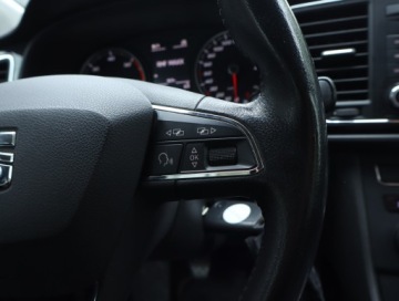 Seat Leon III Hatchback 1.6 TDI CR 105KM 2014 Seat Leon 1.6 TDI, Klima, Klimatronic,ALU, zdjęcie 18