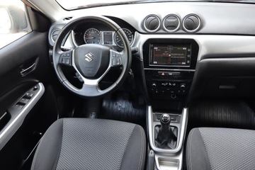 Suzuki Vitara III SUV 1.6 VVT 120KM 2018 Suzuki Vitara 1.6 VVT, Salon Polska, Klima, zdjęcie 6