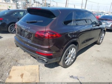 Porsche Cayenne III 2018 Porsche Cayenne Platinum Edition 2018 3.6l 3.6 Benzyna 300KM, zdjęcie 5