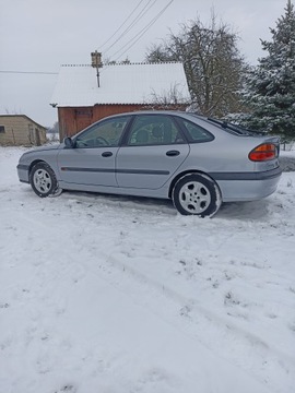 Renault Laguna I Hatchback 2.0 113KM 1998 RENAULT LAGUNA I (B56_, 556_) 2.0 114 KM